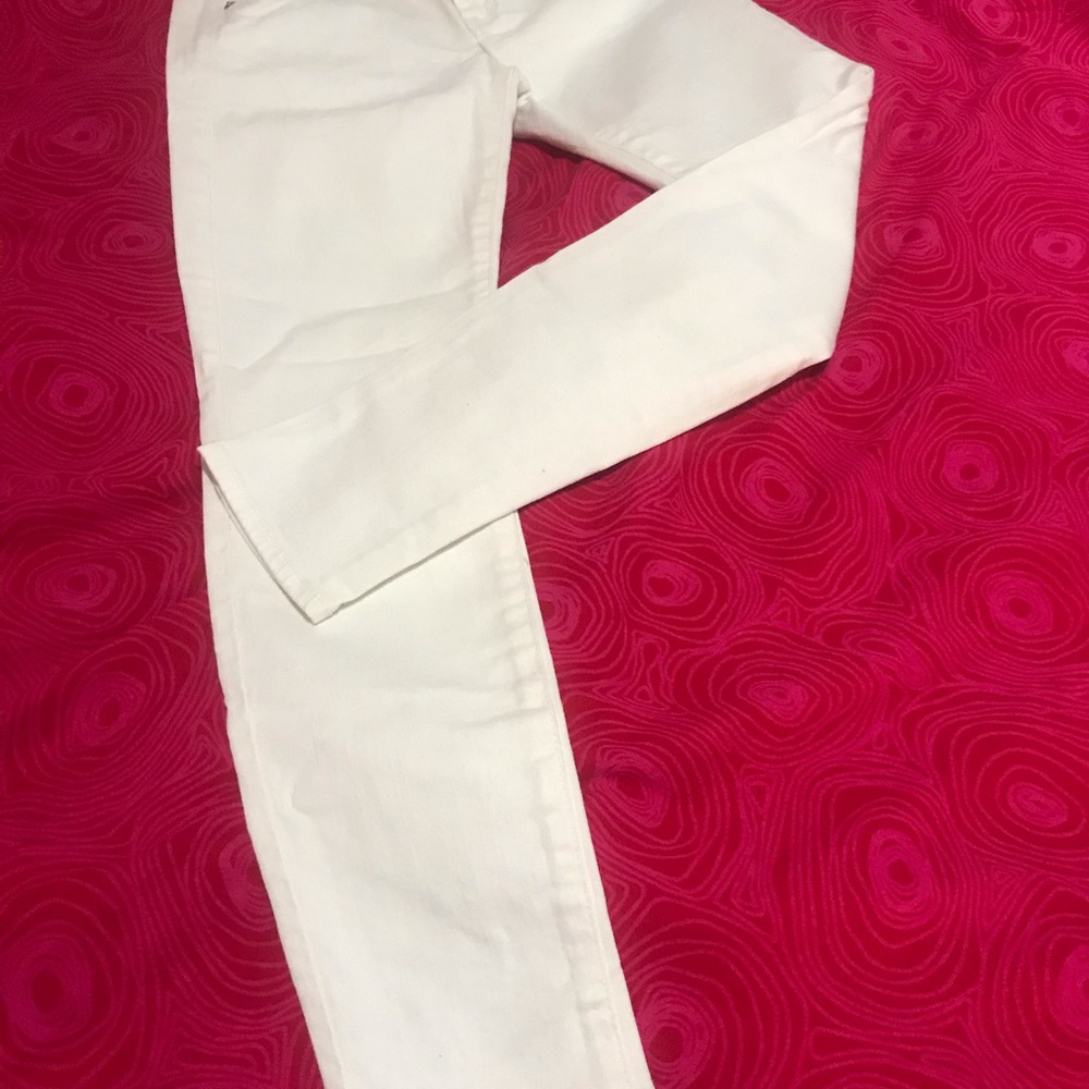 GUESS Medium Rise Ankle Rise Jeans - Picture 6 of 7